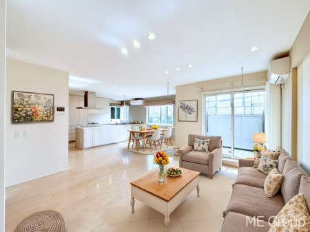 ���r���O ���Ƒ��̓��₩�Șb�����ŕ�܂�閾�邢�Q�K���r���O  ���Ƌ��CG�ł�