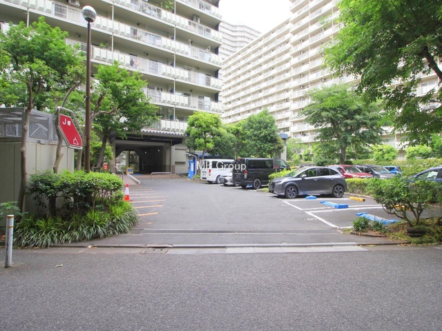 �G���g�����X -