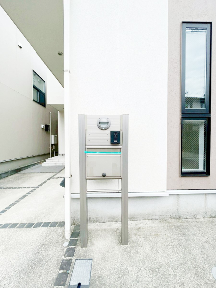 ���̑� �V���v���ȃf�U�C���̃|�X�g