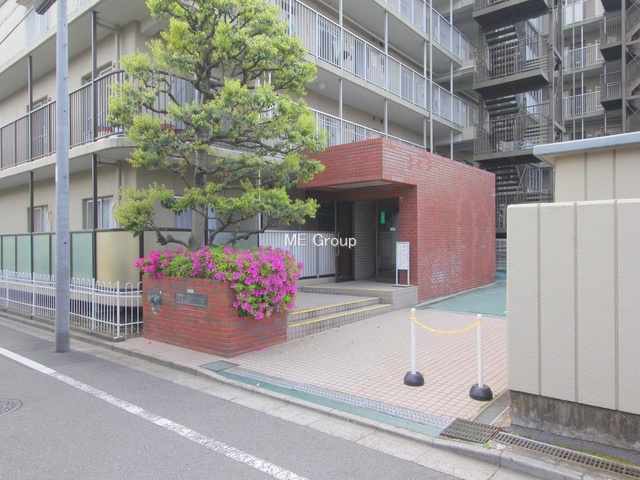 �G���g�����X -