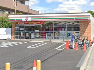 ���ӊ� �R���r�j 300m �Z�u��-�C���u�� ���z���Ԓ��P���ړX