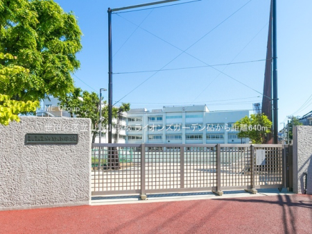 ���ӊ� ���w�Z 640m ���c�J�旧�R�쏬�w�Z