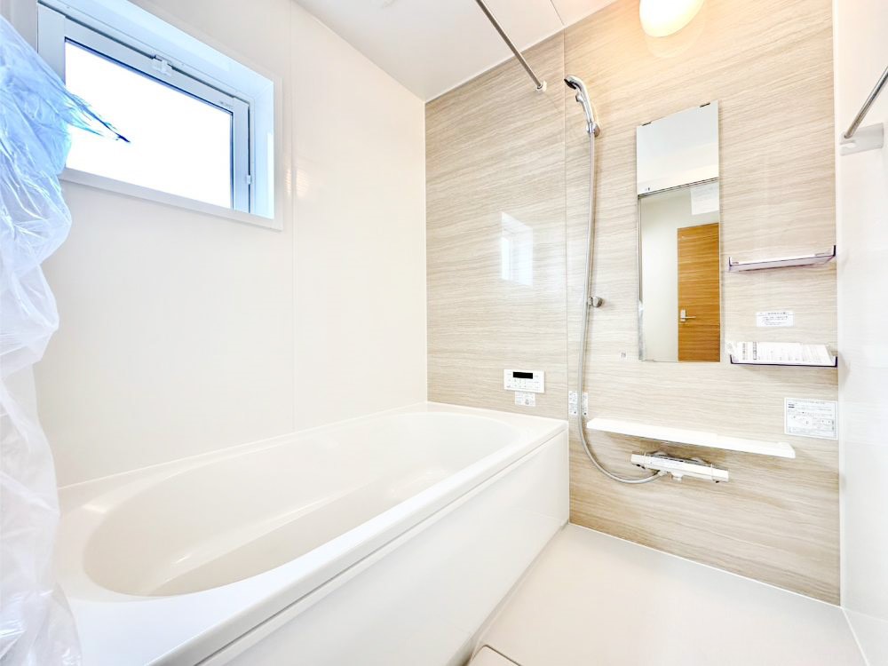 ���� ����̔�����₷��؂ȃo�X�^�C���B�������Ƃ����C���y����Ŕ����Ƃ肽���ł��ˁI  