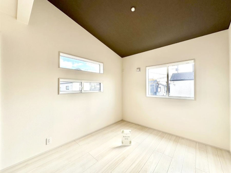 ���̑����� 2�ʍ̌��̗m���B��������荞�ޗz�����������S�̂�D������ݍ��݂܂��I