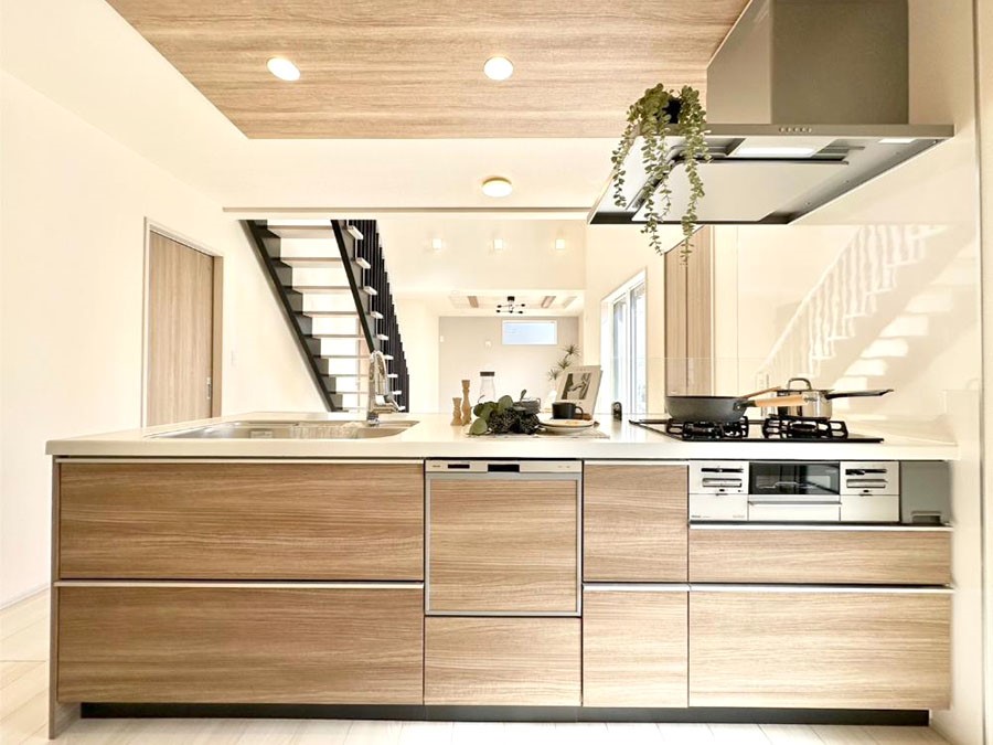 �L�b�`�� �������������I�ɁA�y�����I�V�X�e���L�b�`��  