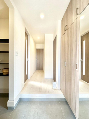 ���� �Ƒ��̋A��₨�q�l�������������}���錺��  