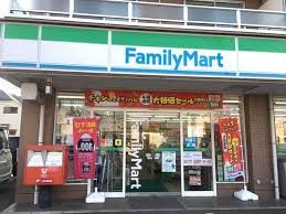 ���ӊ� �R���r�j 400m �t�@�~���[�}�[�g �Y�a��J���X