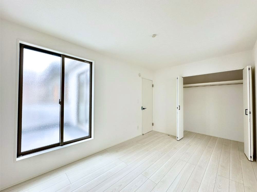 �Q�� ���邢�o���R�j�[�T�C�h�ɗm����ݒu�B�ڊo�߂̗ǂ��Q���ɁB