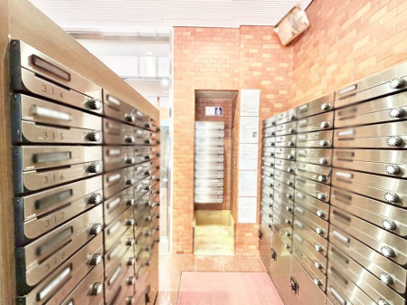 ���̑� �J�ɔG�ꂸ�ɗX�֕����󂯎��܂��B