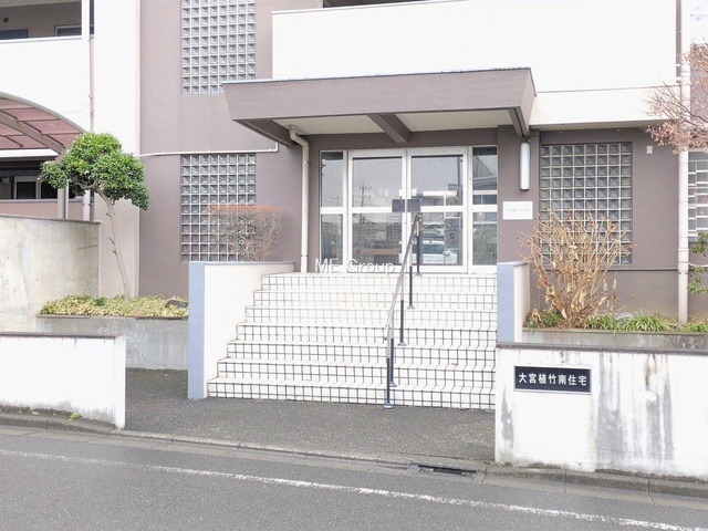 �G���g�����X -