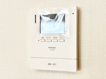 ���̑����� �K��҂���ڂł킩��A���S�̂s�u���j�^�[�t���C���^�[�t�H��