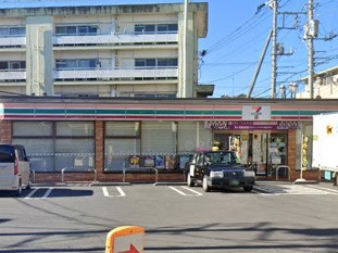 ���ӊ� �R���r�j 300m �Z�u��-�C���u�� �x�m���ߐ����Q���ړX