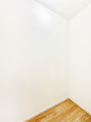 ���[ �^�I����ߗނ̎��[�X�y�[�X�Ƃ��ďd�󂷂郊�l����