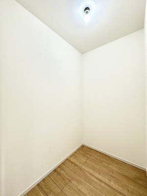 ���̑� �E�H�[�N�C���N���[�[�b�g�t���Ő�����Ԃ��L�����p�ł��܂��B