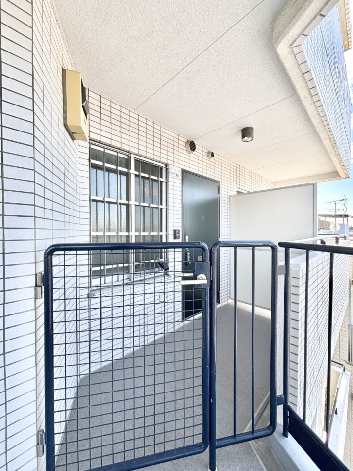 ���� �v���C�x�[�g�����錺�փ|�[�`