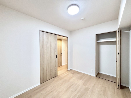 �q������ �q�ǂ������ɂ҂�����̖��邢���