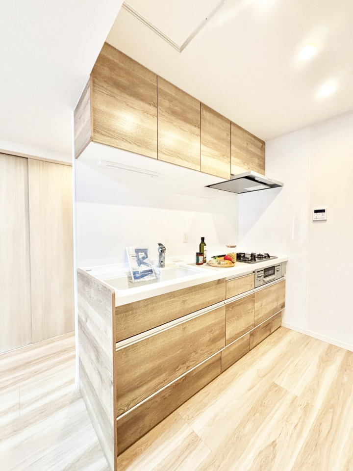 �L�b�`�� ��Ƃ肠��L�b�`���X�y�[�X�ł�������H��̌�Еt�����X���[�Y�ɁI