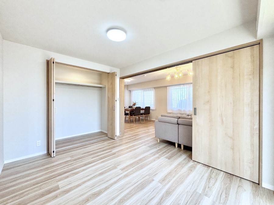 ���̑����� ���r���O�אڂ̗m���͊J�����ă��r���O�̉����Ƃ��Ă��g���܂�