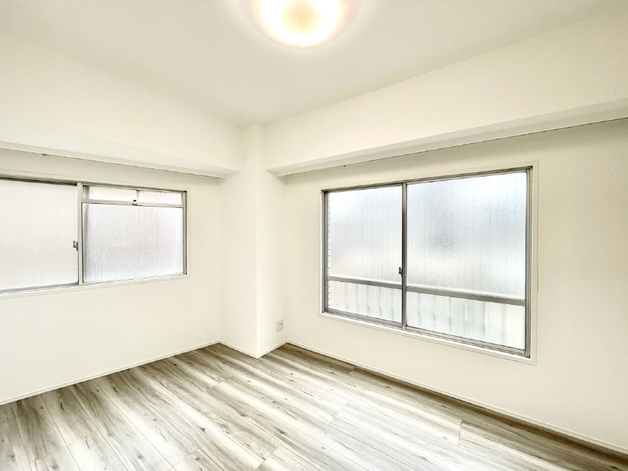 ���̑����� �u�₩�ȓ��������������S�̂�D������ݍ���ł���܂�