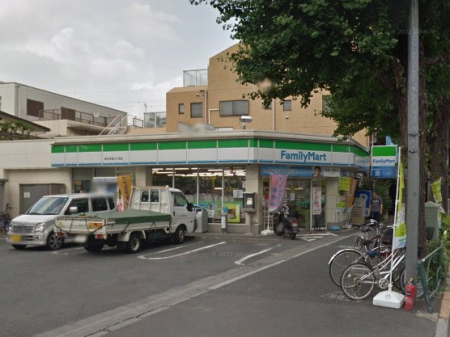 ���ӊ� �R���r�j 94m �t�@�~���[�}�[�g ���~����O���ړX