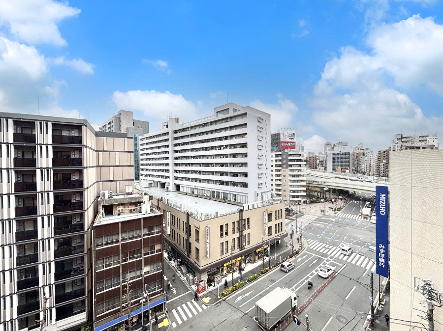 ���̑� �o���R�j�[����͊J���I�Ȓ��]���y���߂܂��I