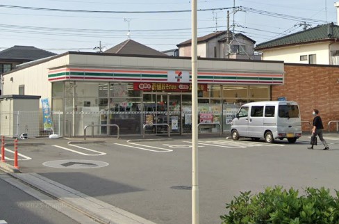 ���ӊ� �R���r�j 300m �Z�u��-�C���u�� ������a�c�R���ړX