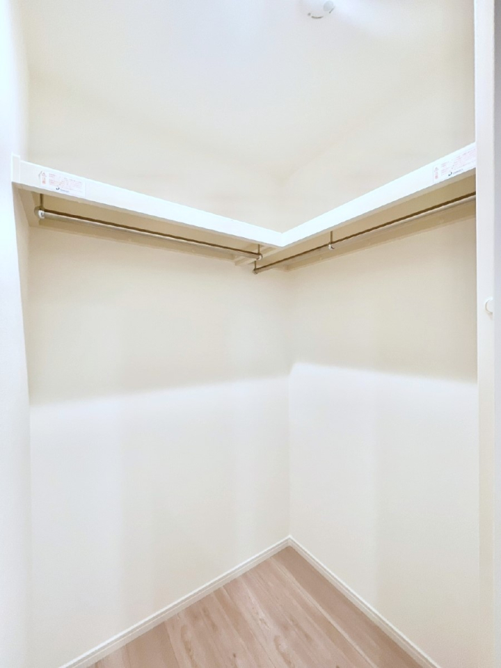 ���̑� �ߗނ��n���K�[�Ɋ|�����܂܎��[�ł���WIC�B�ߗނ̐������ڂ����₷���ĕ֗��ł��I