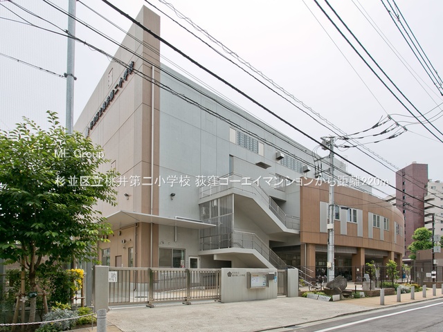 ���ӊ� ���w�Z 220m �����旧�����񏬊w�Z