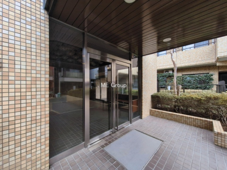 �G���g�����X -