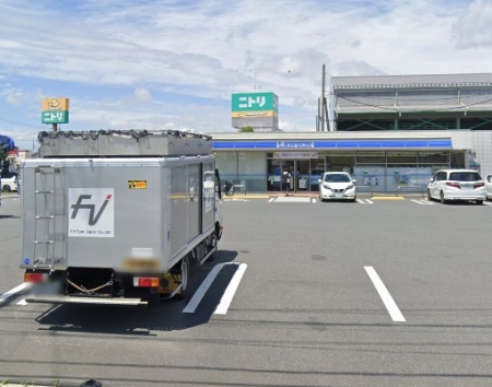 ���ӊ� �R���r�j 600m ���[�\�� �������܎O���Z���ړX