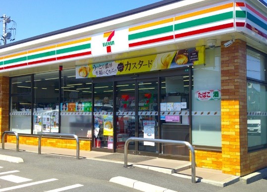 ���ӊ� �R���r�j 300m �Z�u��-�C���u�� �������ܕ����T���ړX