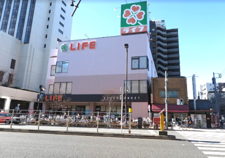 ���ӊ� �X�[�p�[ 600m ���C�t�󑐓X