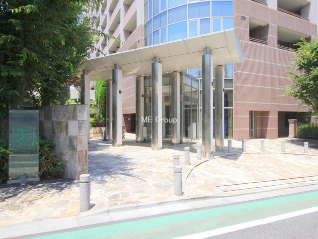 �G���g�����X -