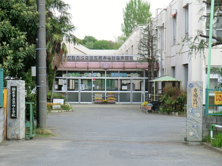 ���ӊ� ���w�Z 1200m �V���s����l���w�Z