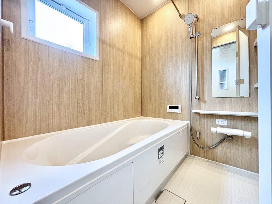 ���� ����̔�����₷��؂ȃo�X�^�C���B�������Ƃ����C���y����Ŕ����Ƃ肽���ł��ˁI  