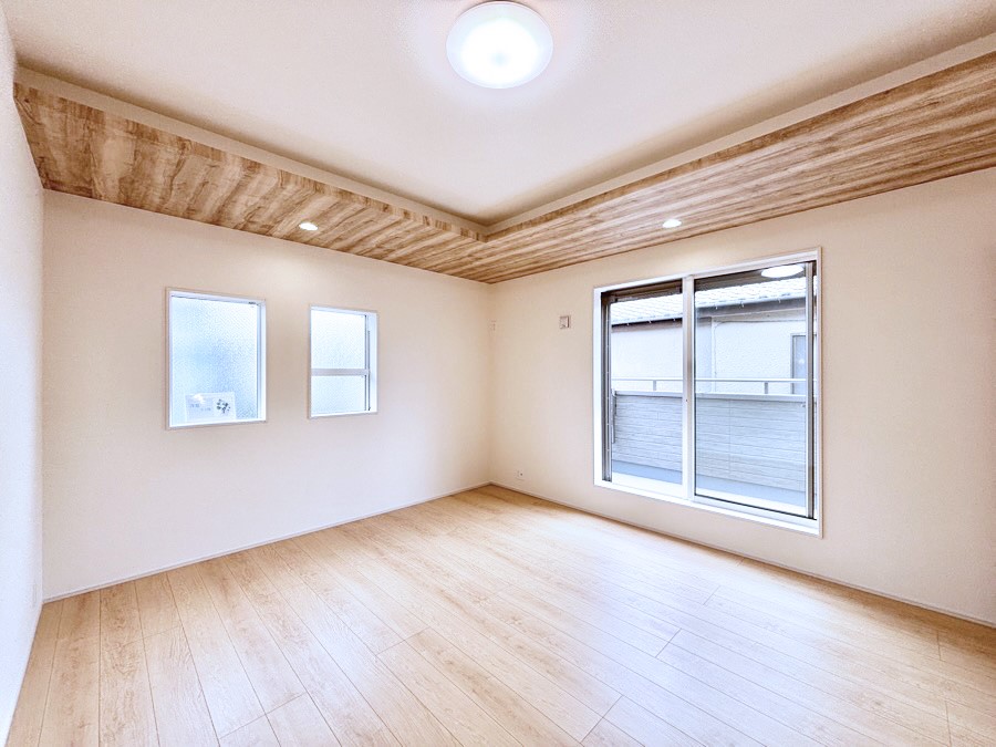 �Q�� ���邢�o���R�j�[�T�C�h�ɗm����ݒu�B�ڊo�߂̗ǂ��Q���ɁB 