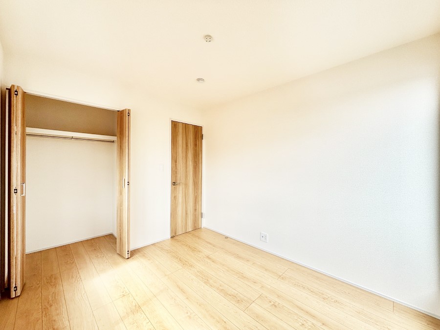 �q������ �q�������ɂ��������߂Ȏ��[�X�y�[�X�����Ղ�̋���