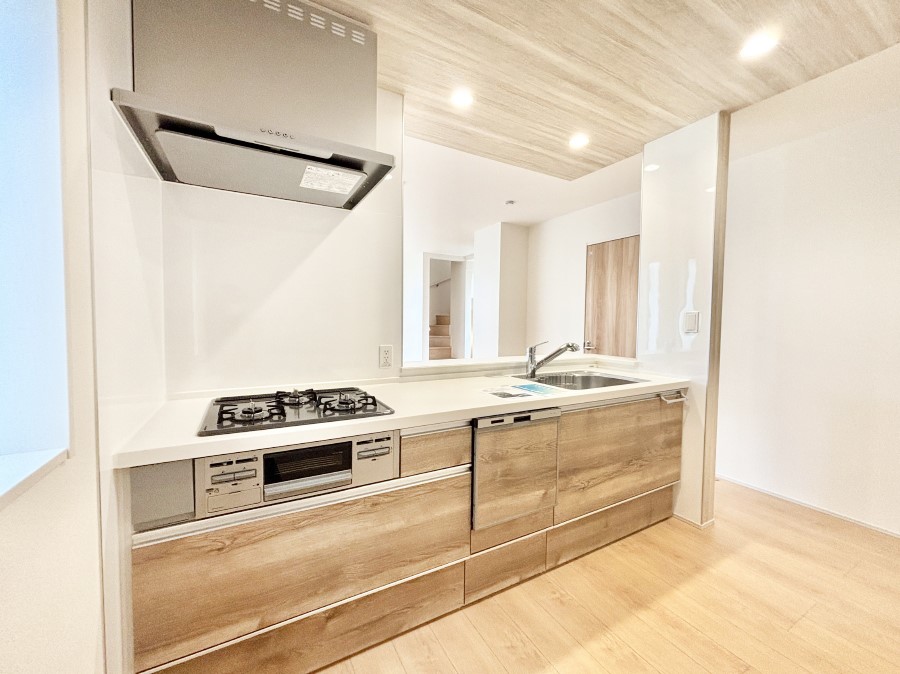 �L�b�`�� �����g���L�b�`��������A�g���₷�����������̂��₷���ɂ������܂����B 