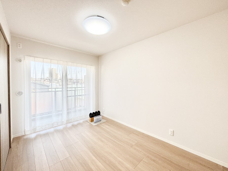 �Q�� ���邢�o���R�j�[�T�C�h�ɗm����ݒu�B�ڊo�߂̗ǂ��Q���ɁB