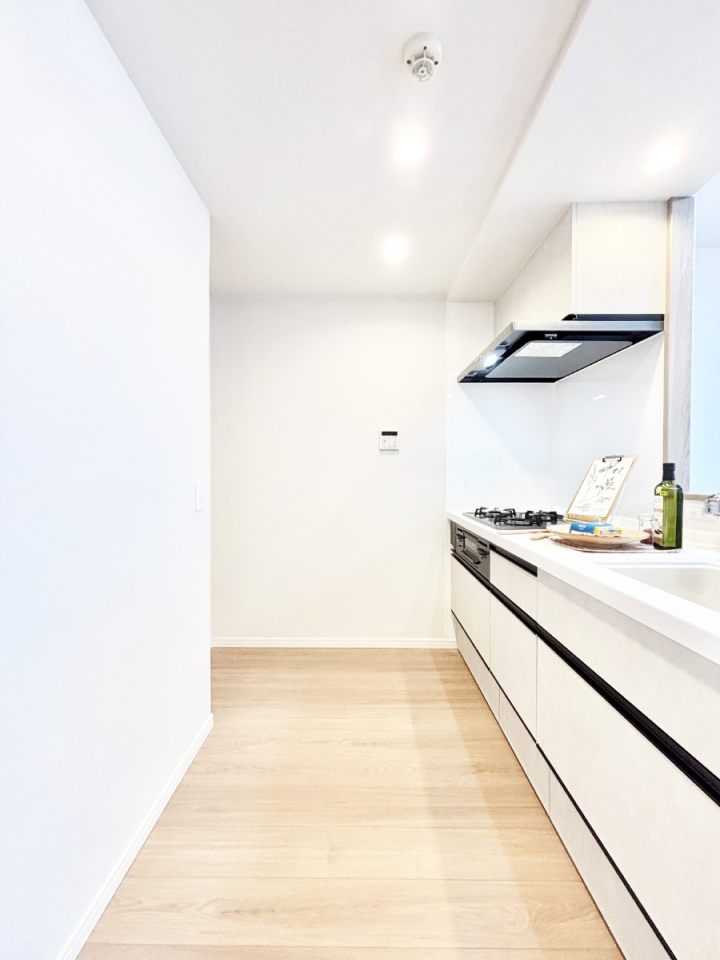 �L�b�`�� ��Ƃ肠��L�b�`���ł͂��Ƒ��Ɗy�������������ł��܂��B