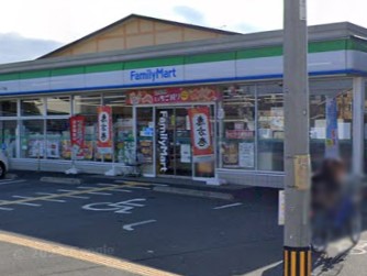 ���ӊ� �R���r�j 700m �t�@�~���[�}�[�g �����G�܈꒚�ړX