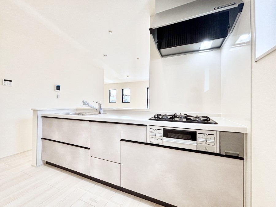 �L�b�`�� �������������I�ɁA�y�����I�V�X�e���L�b�`��  