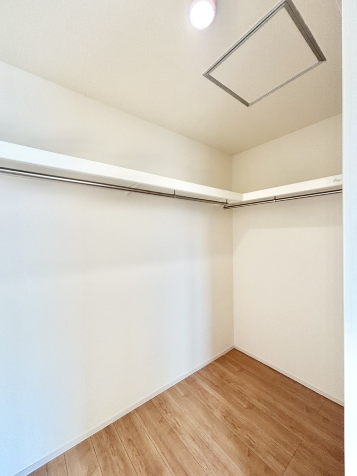 ���̑� �E�H�[�N�C���N���[�[�b�g�t���Ő�����Ԃ��L�����p�ł��܂��B