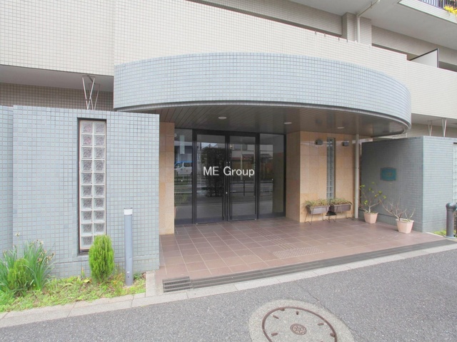 �G���g�����X -