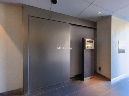 �G���g�����X -