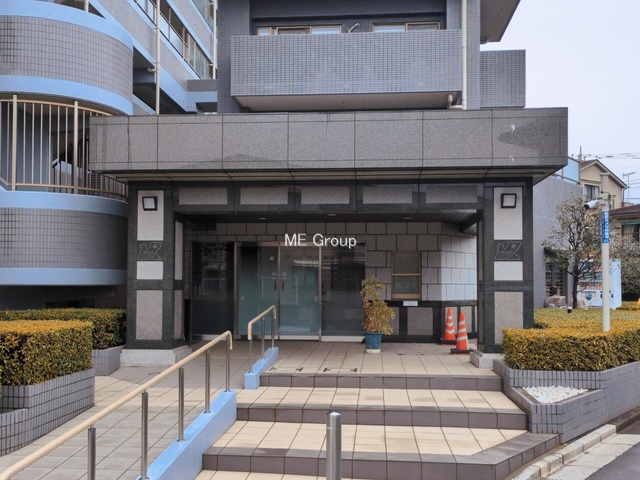 �G���g�����X -