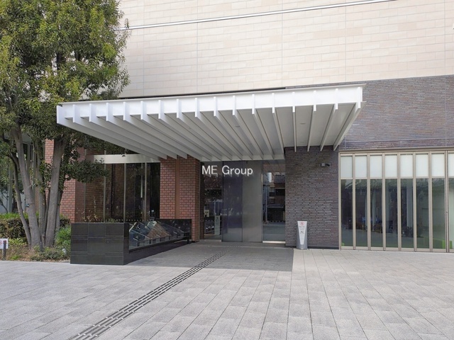 �G���g�����X -