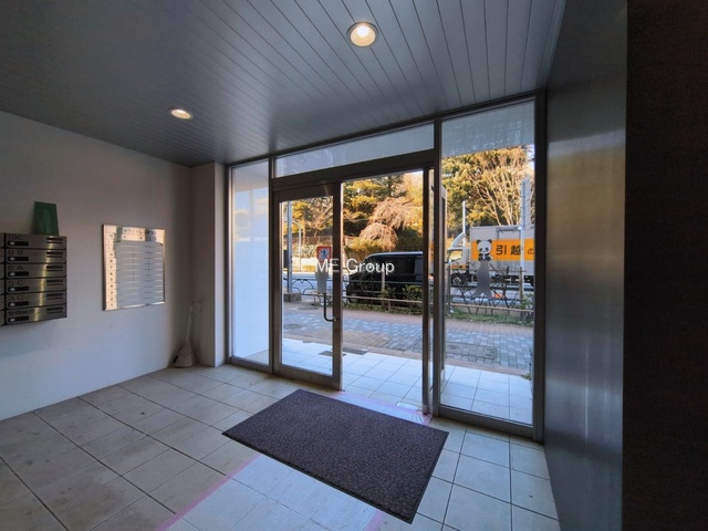 �G���g�����X -