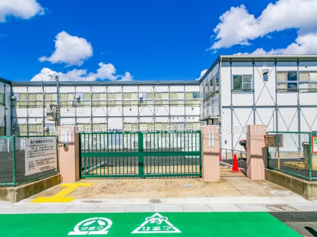 ���ӊ� ���w�Z 110m ���c�J�旧���c���w�Z