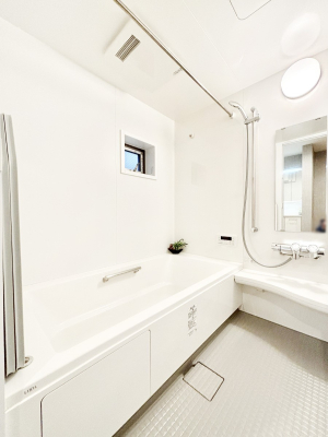 ���� ���������@�t���̃o�X���[���ł��ł����K�ȃo�X�^�C�����y���߂܂��I